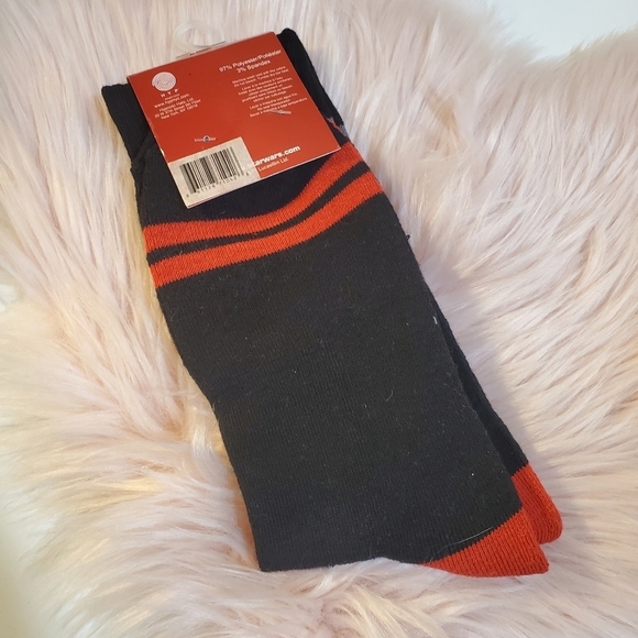 Star Wars middle calf socks  shoe size 6-12 - Picture 2 of 8